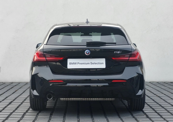 BMW Seria 1 cena 149900 przebieg: 14000, rok produkcji 2023 z Pyzdry małe 46